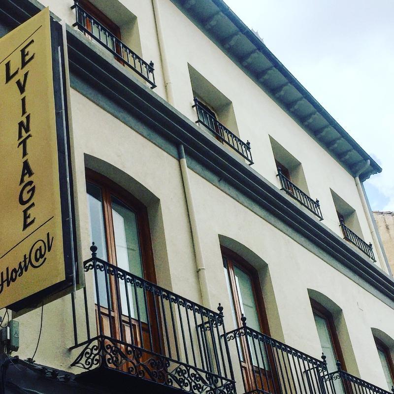 Hostal Le Vintage Avila Bagian luar foto