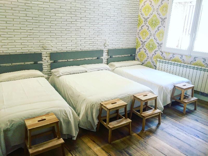 Hostal Le Vintage Avila Bagian luar foto